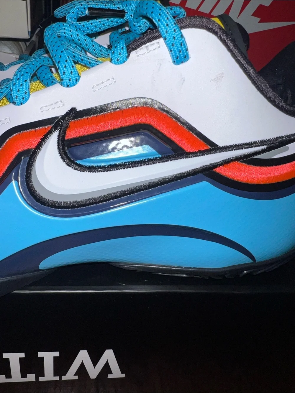 IM5125-401 Nike LeBron 23 
